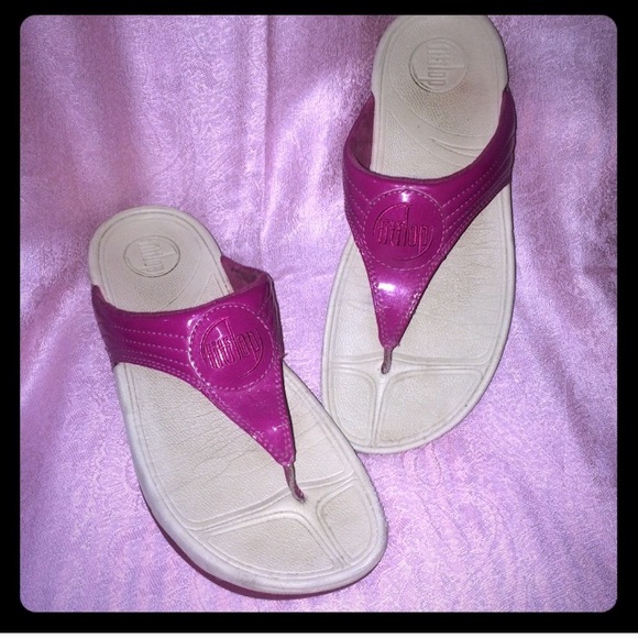 pink fitflops